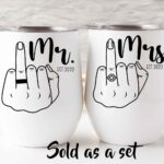 Mr and Mrs Middle finger wine tumble set