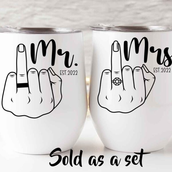 Mr and Mrs Middle finger wine tumble set