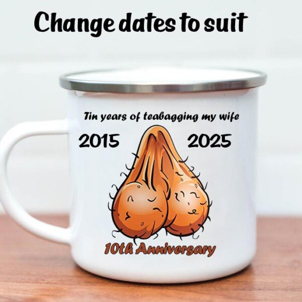 Tin year enamel mug teabagging